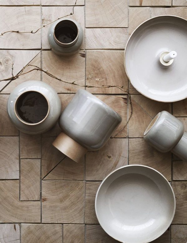 10 Decluttering Tips to Simplify Your Home and Mind (Without Losing Your Sanity)
